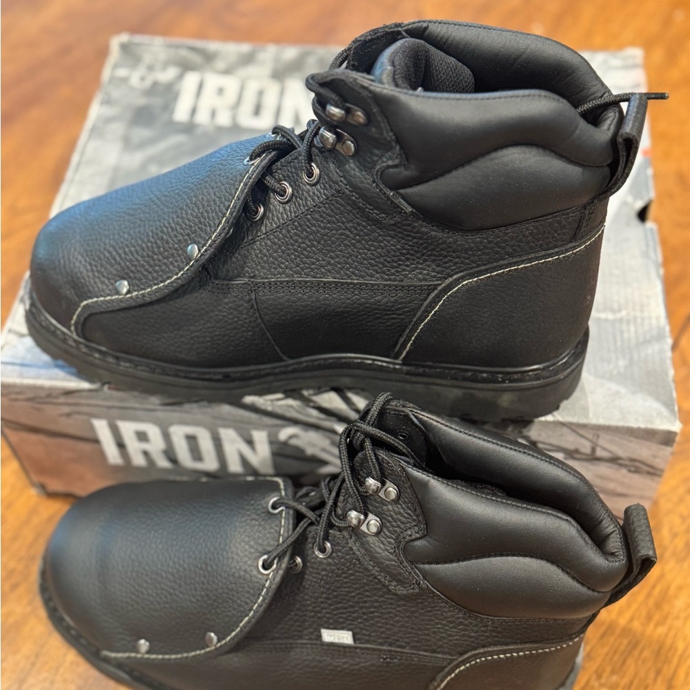 Black Leather Men's Boots - Picture 4 of 7
